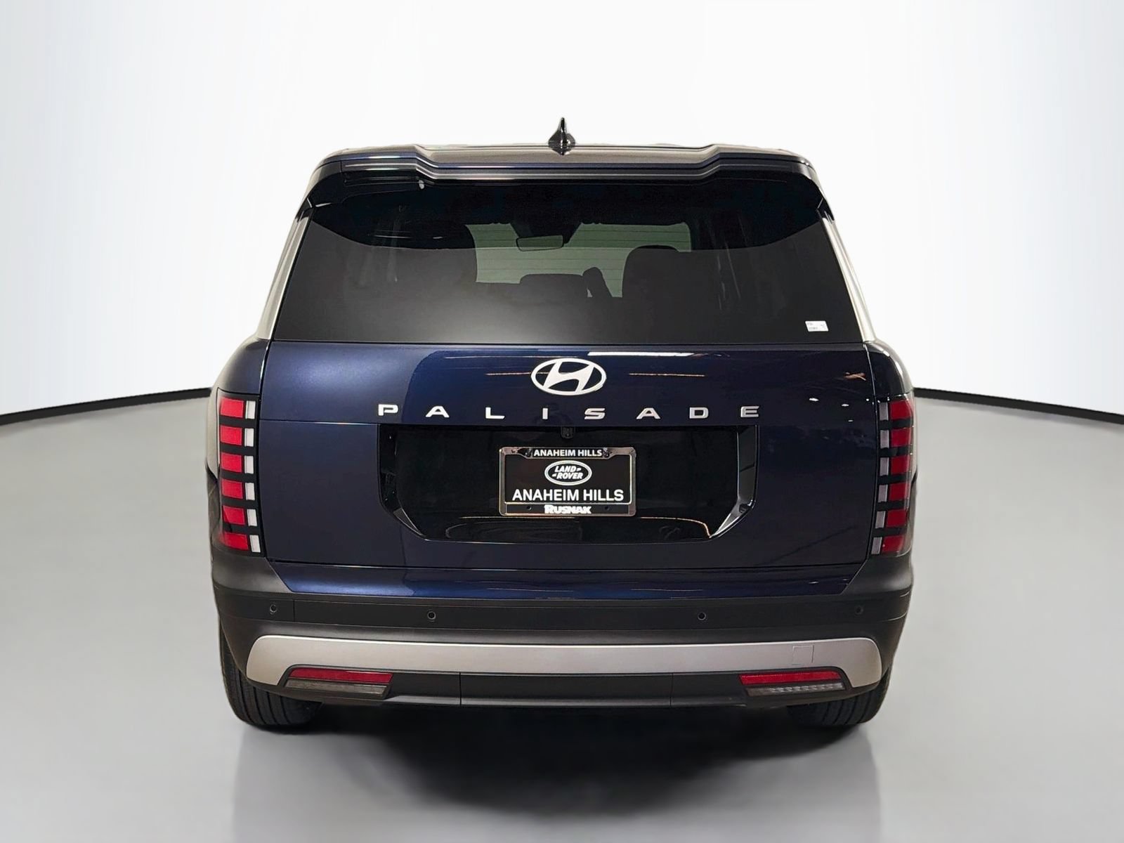 Used 2026 Hyundai Palisade SE FWD image 4