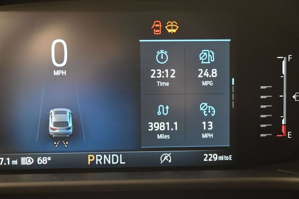 Used 2024 Ford Escape ST-Line AWD/4WD image 25