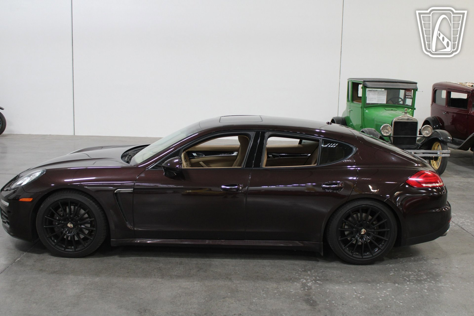 Used 2014 Porsche Panamera 4 image 7