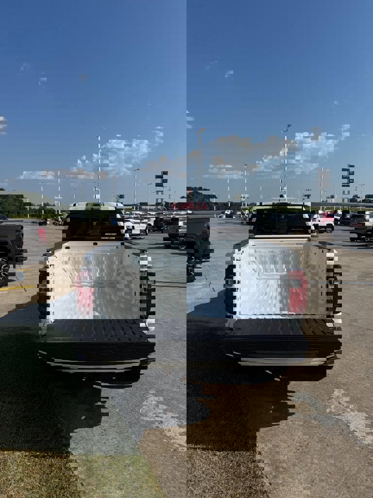 New 2026 GMC Canyon Elevation image 8