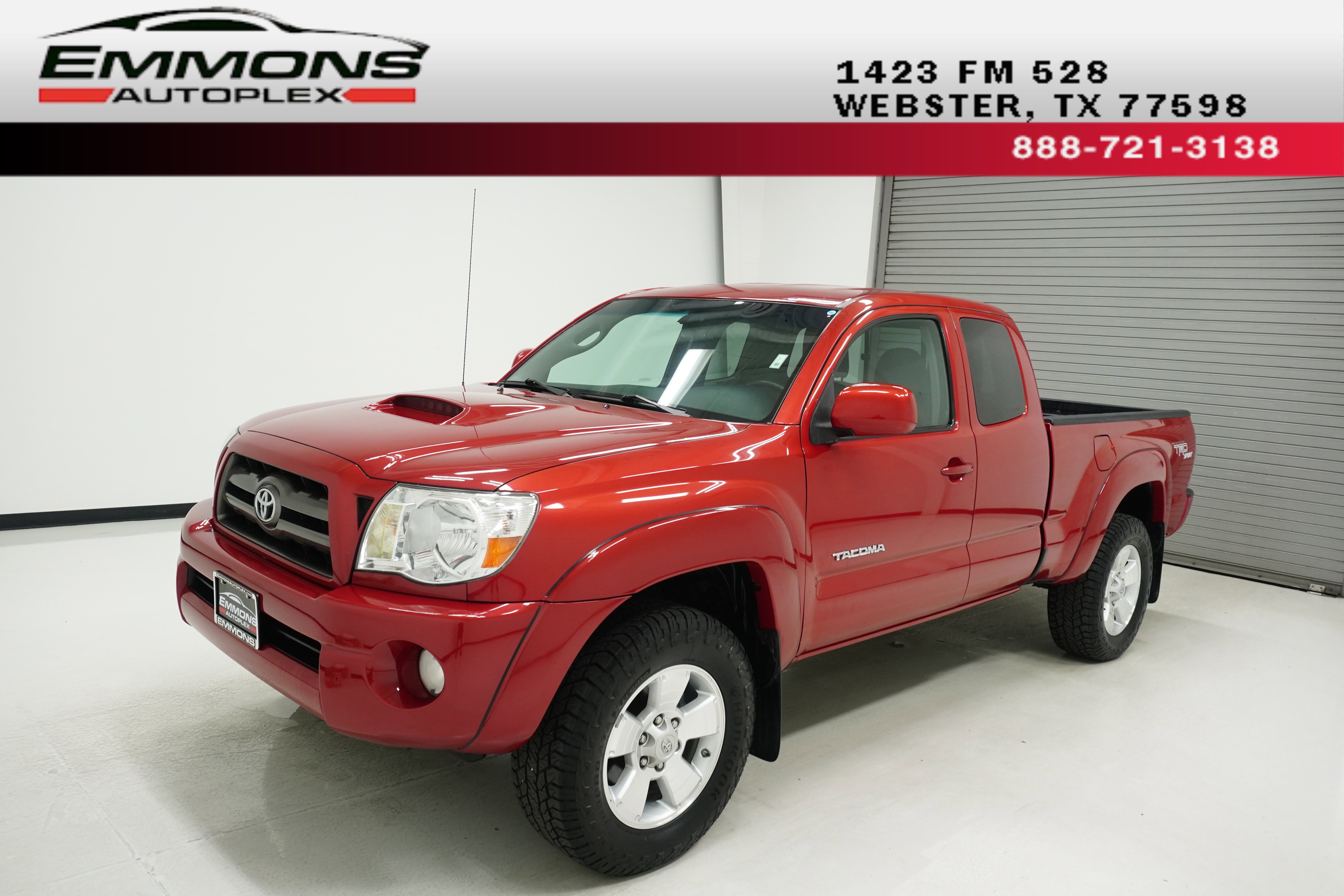 Used 2010 Toyota Tacoma PreRunner RWD image 1
