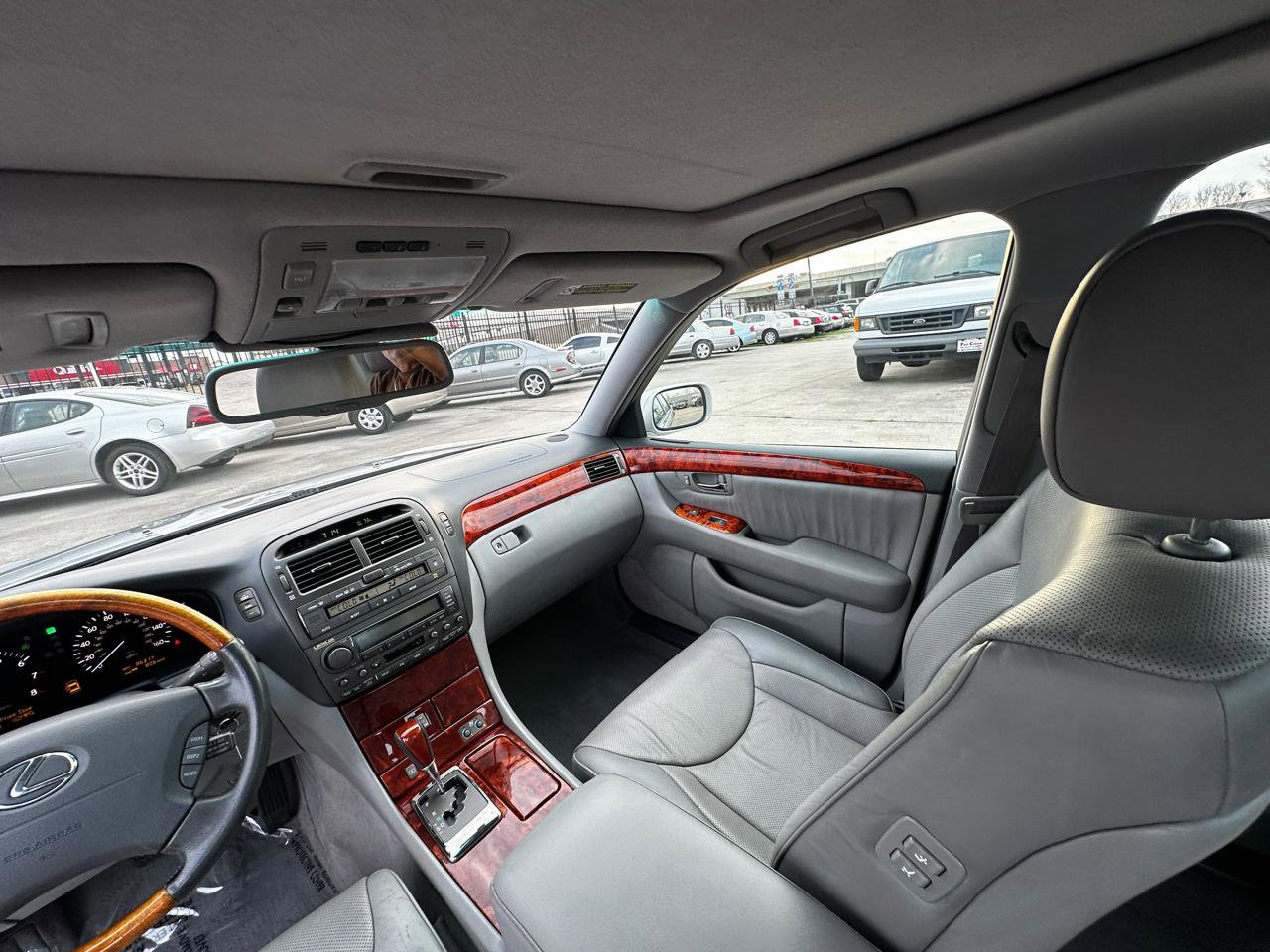 Used 2004 Lexus LS 430 RWD image 38