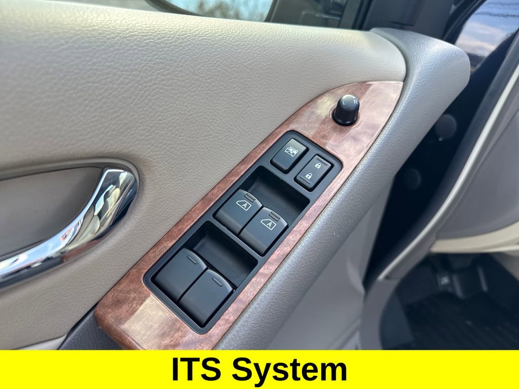 Used 2014 Nissan Murano LE w/ Platinum Edition Package image 12