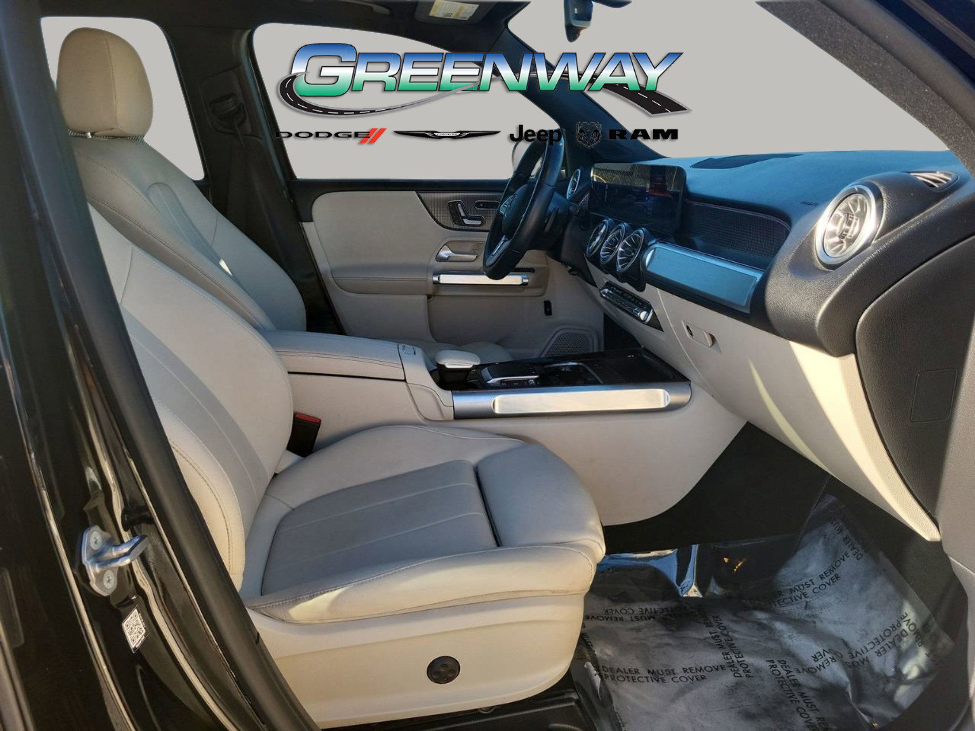 Used 2022 Mercedes-Benz GLB 250 image 11