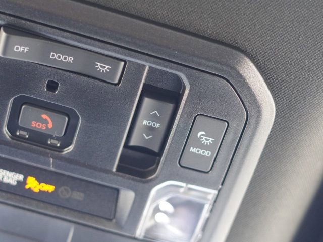 Used 2023 Toyota Tundra Platinum w/ Advanced Package image 57