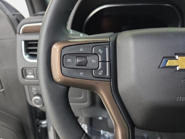 Used 2023 Chevrolet Tahoe High Country AWD/4WD image 17