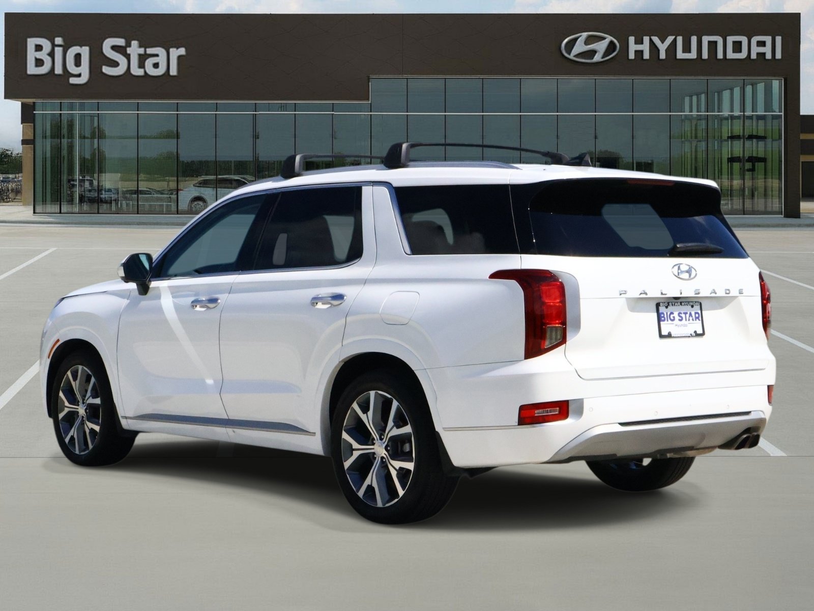 Used 2021 Hyundai Palisade Limited w/ Cargo Package FWD image 3