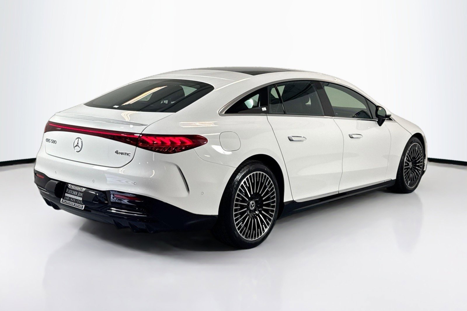 Certified 2023 Mercedes-Benz EQS 580 4MATIC Sedan image 5