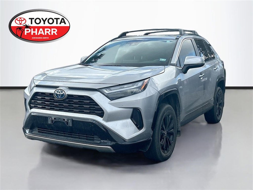Used 2023 Toyota RAV4 SE image 1