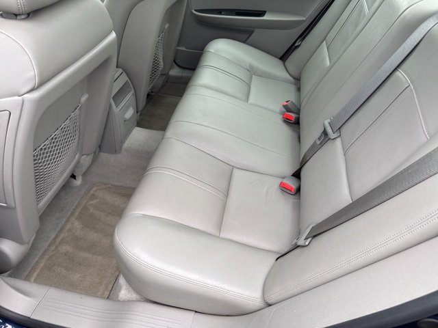 Used 2009 Saturn Aura XR image 11