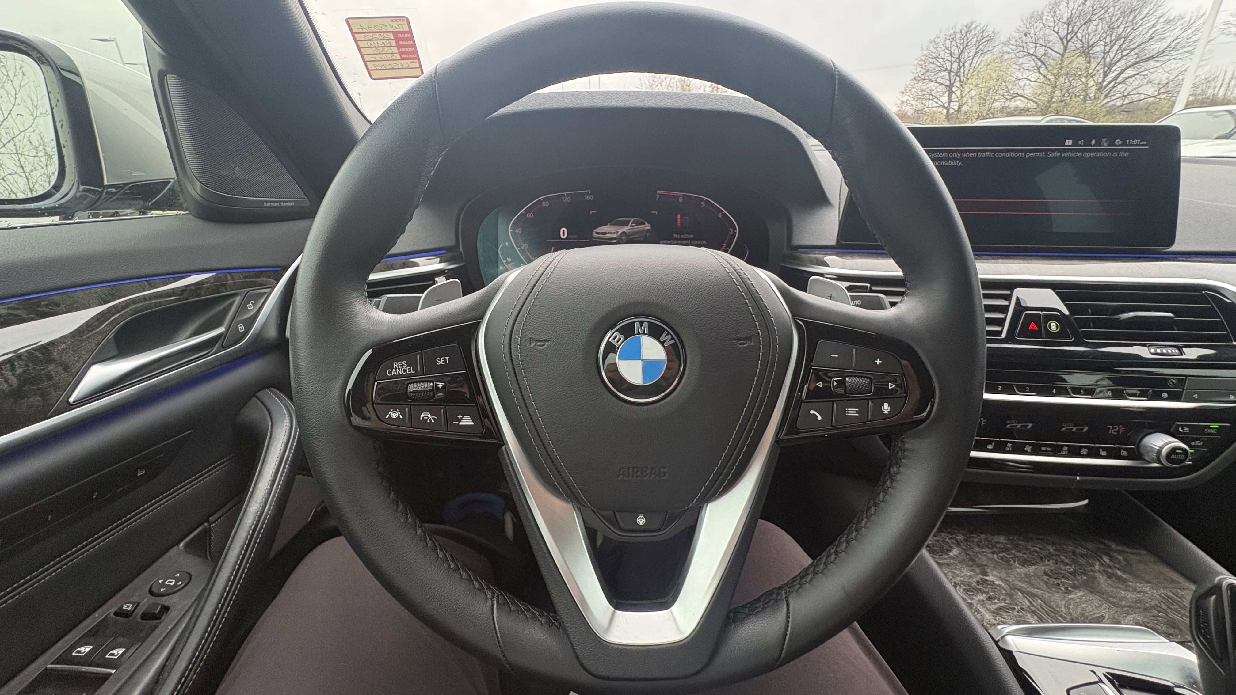 Used 2020 BMW 530i xDrive w/ Premium Package image 19