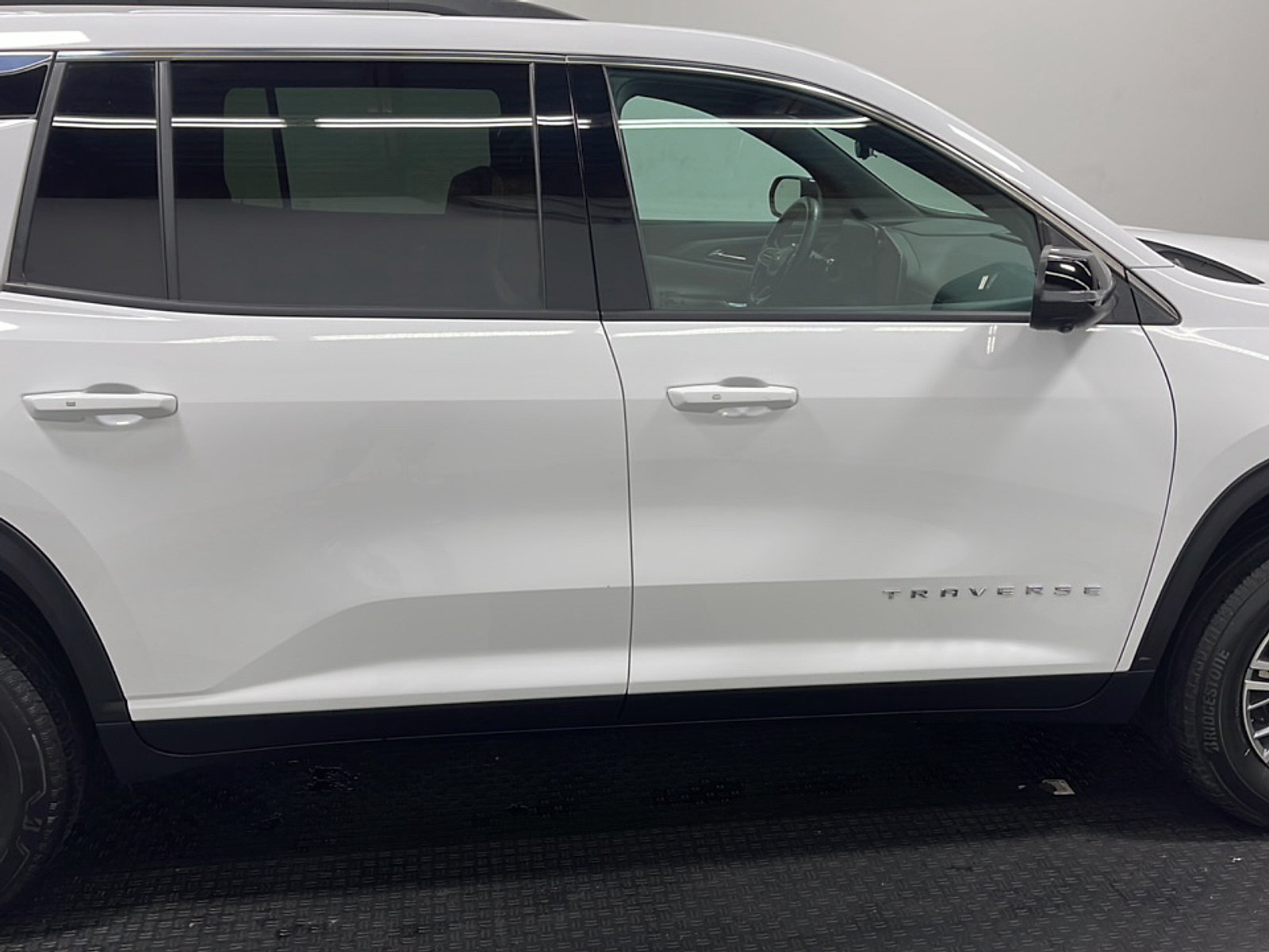 Used 2026 Chevrolet Traverse LT w/ Driver Confidence Package FWD image 22