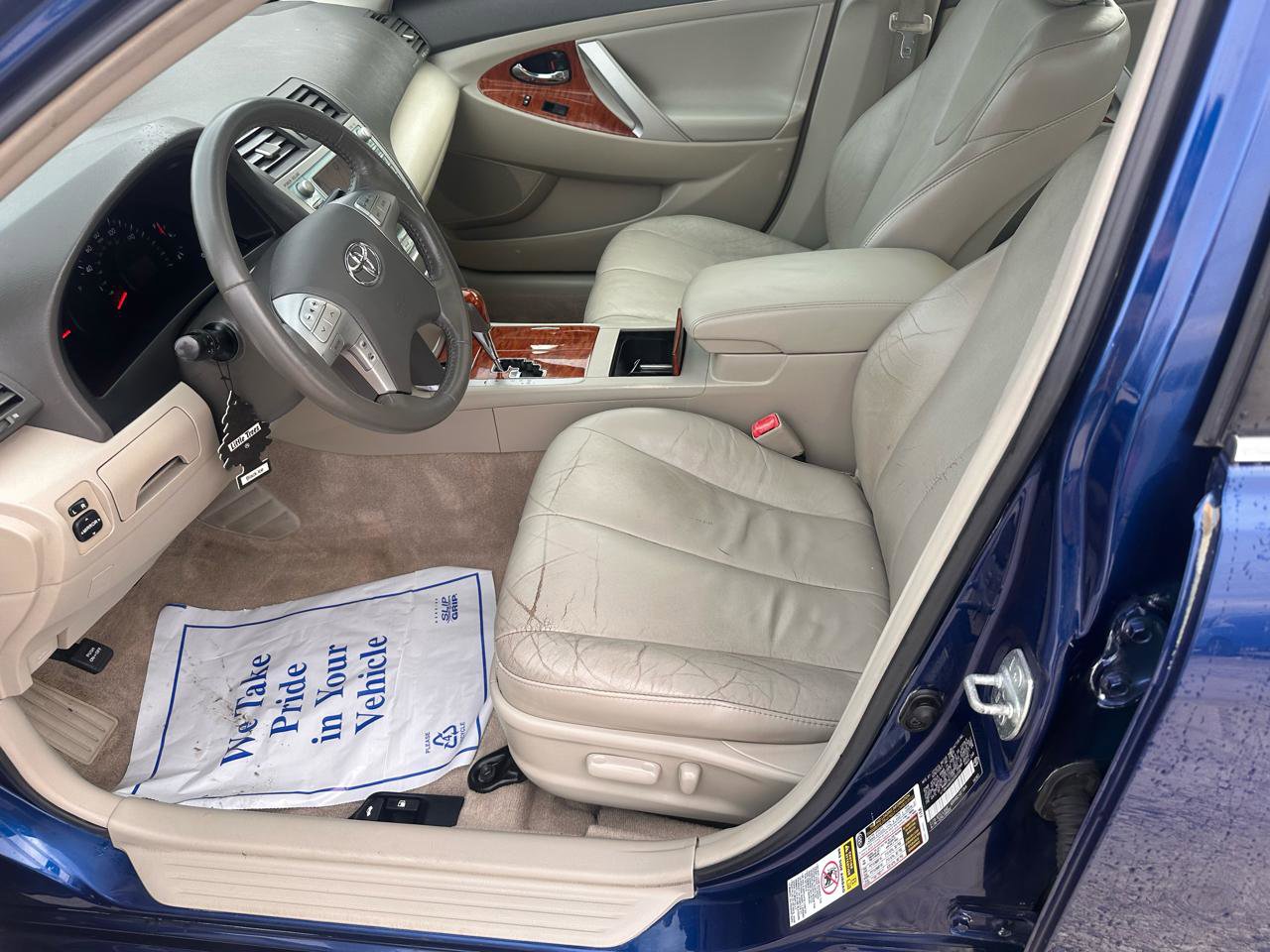 Used 2009 Toyota Camry XLE FWD image 10