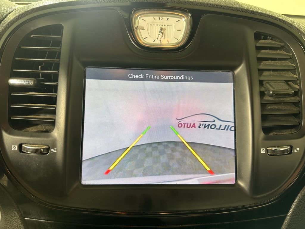 Used 2016 Chrysler 300 S image 30