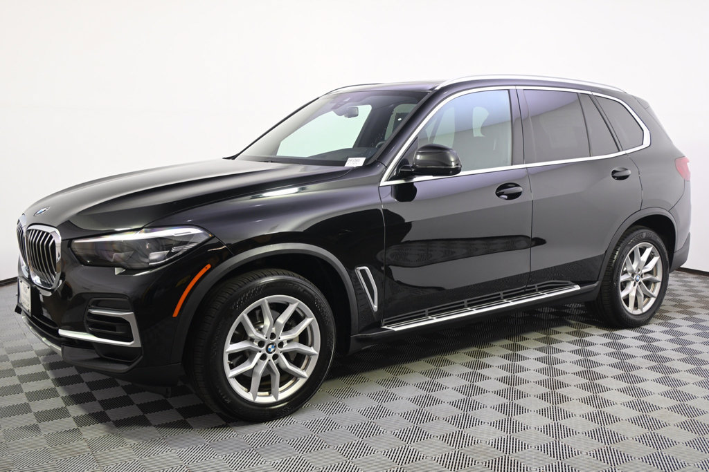 Used 2023 BMW X5 xDrive40i AWD/4WD image 2