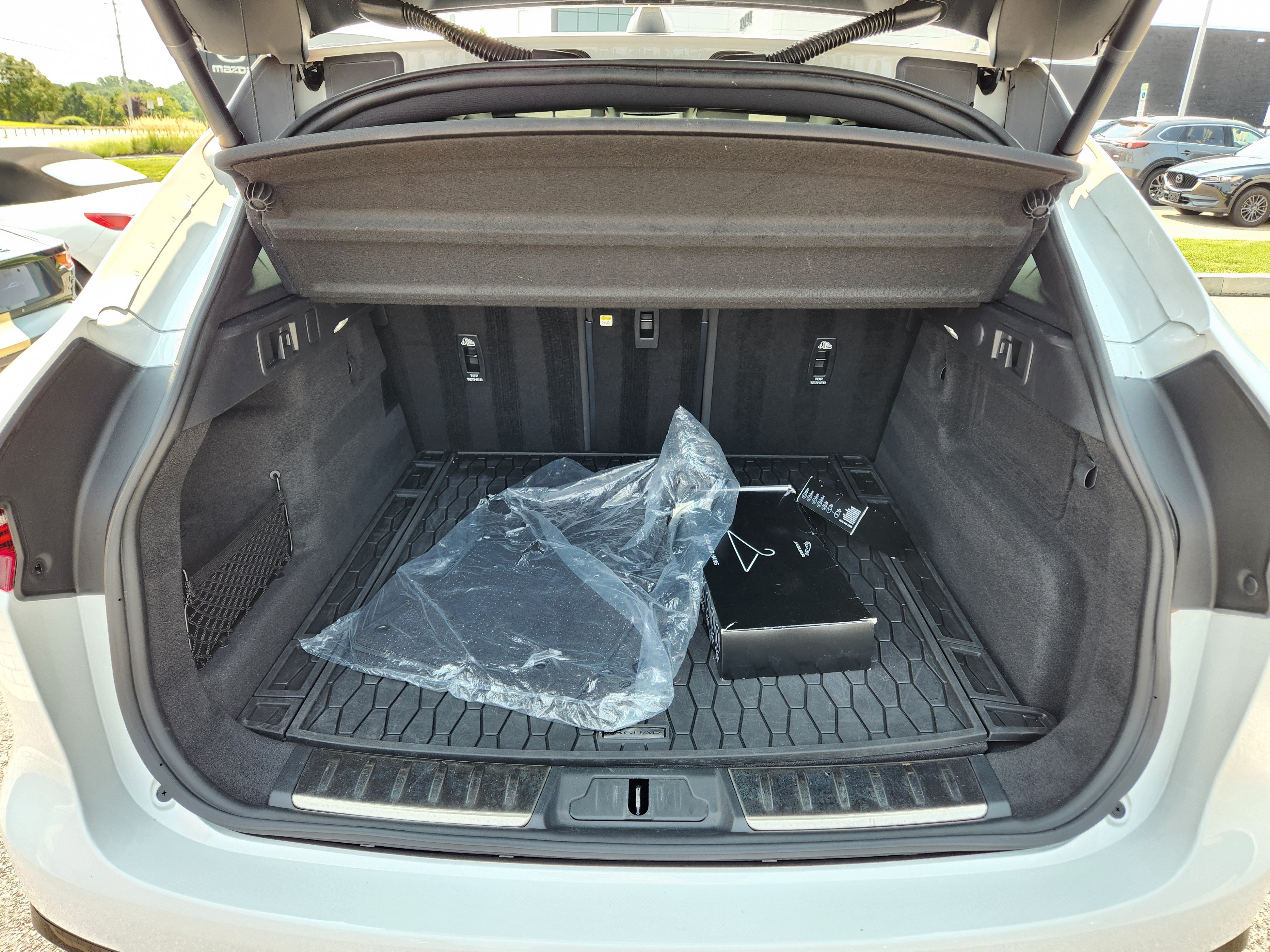 Certified 2022 Jaguar F-PACE S AWD/4WD image 8