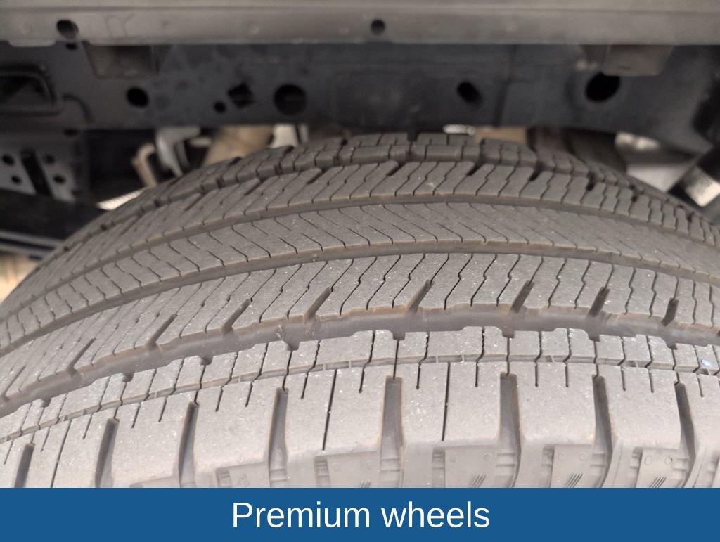 Certified 2025 Ford F150 Platinum w/ Equipment Group 702A High image 25