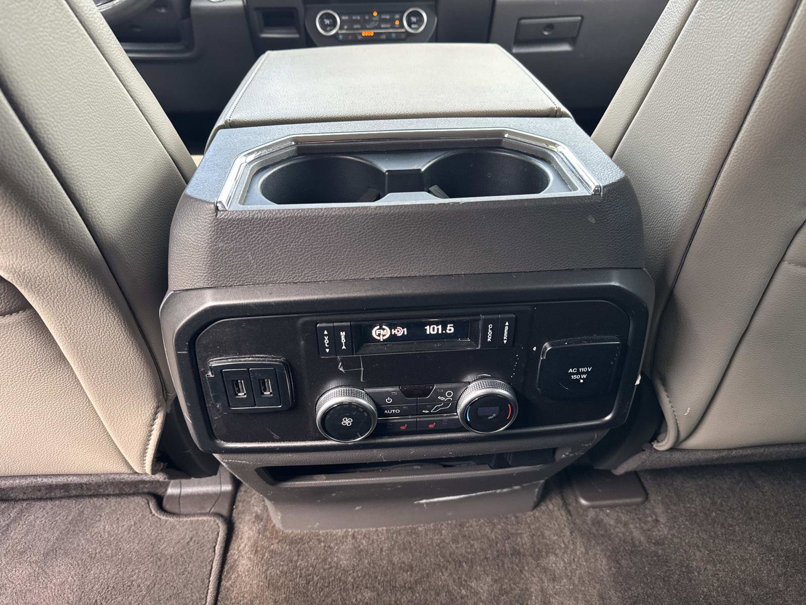 Used 2018 Ford Expedition Limited w/ Equipment Group 301A image 17