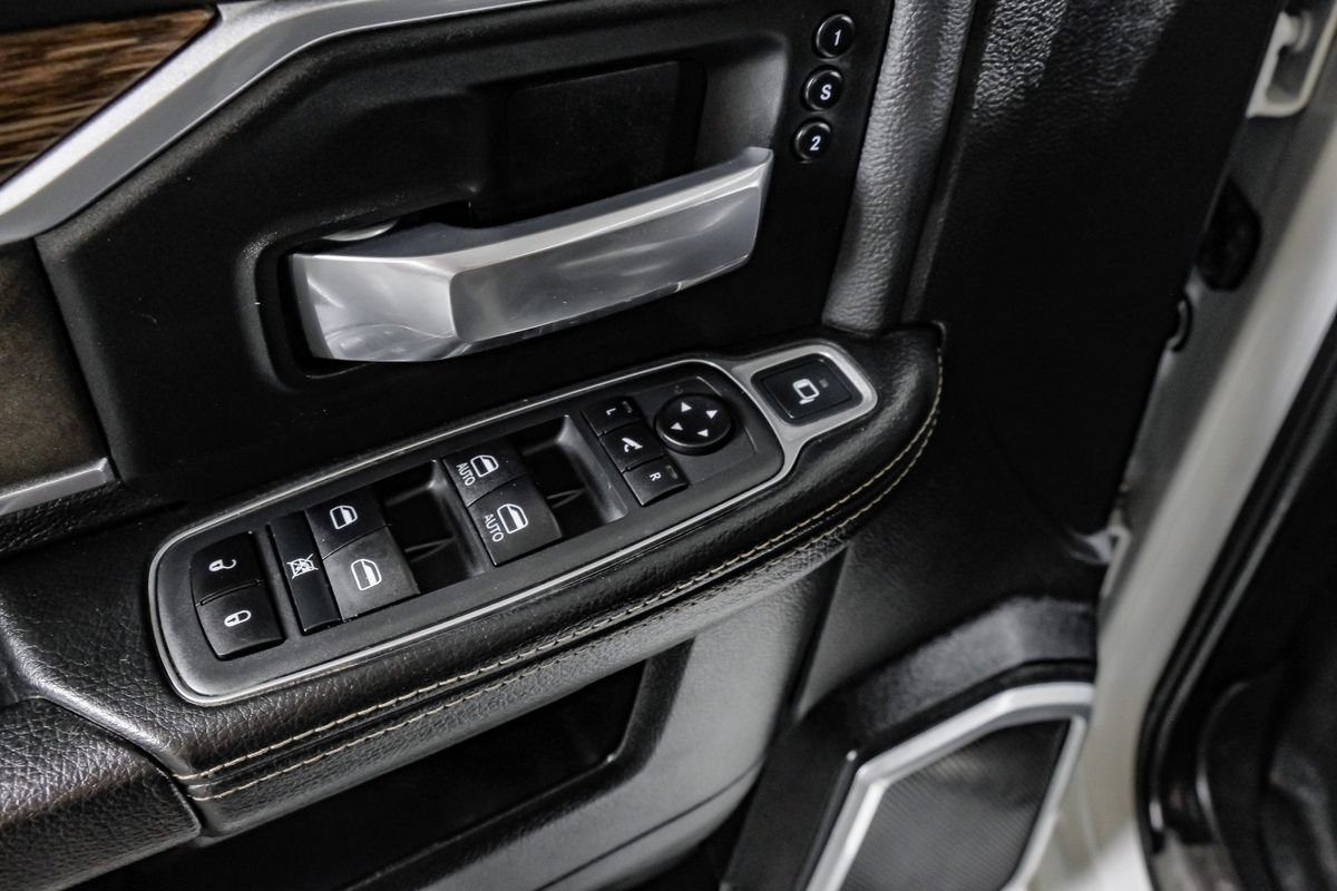 Used 2020 RAM 3500 Laramie AWD/4WD image 34