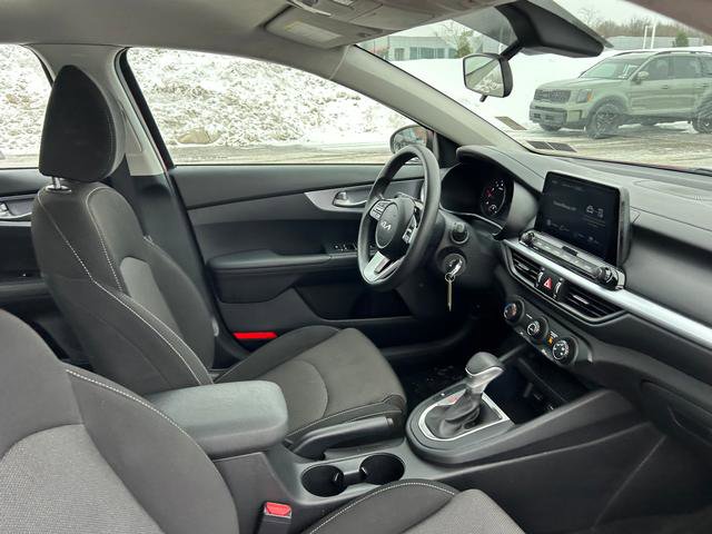 Certified 2022 Kia Forte LXS image 31