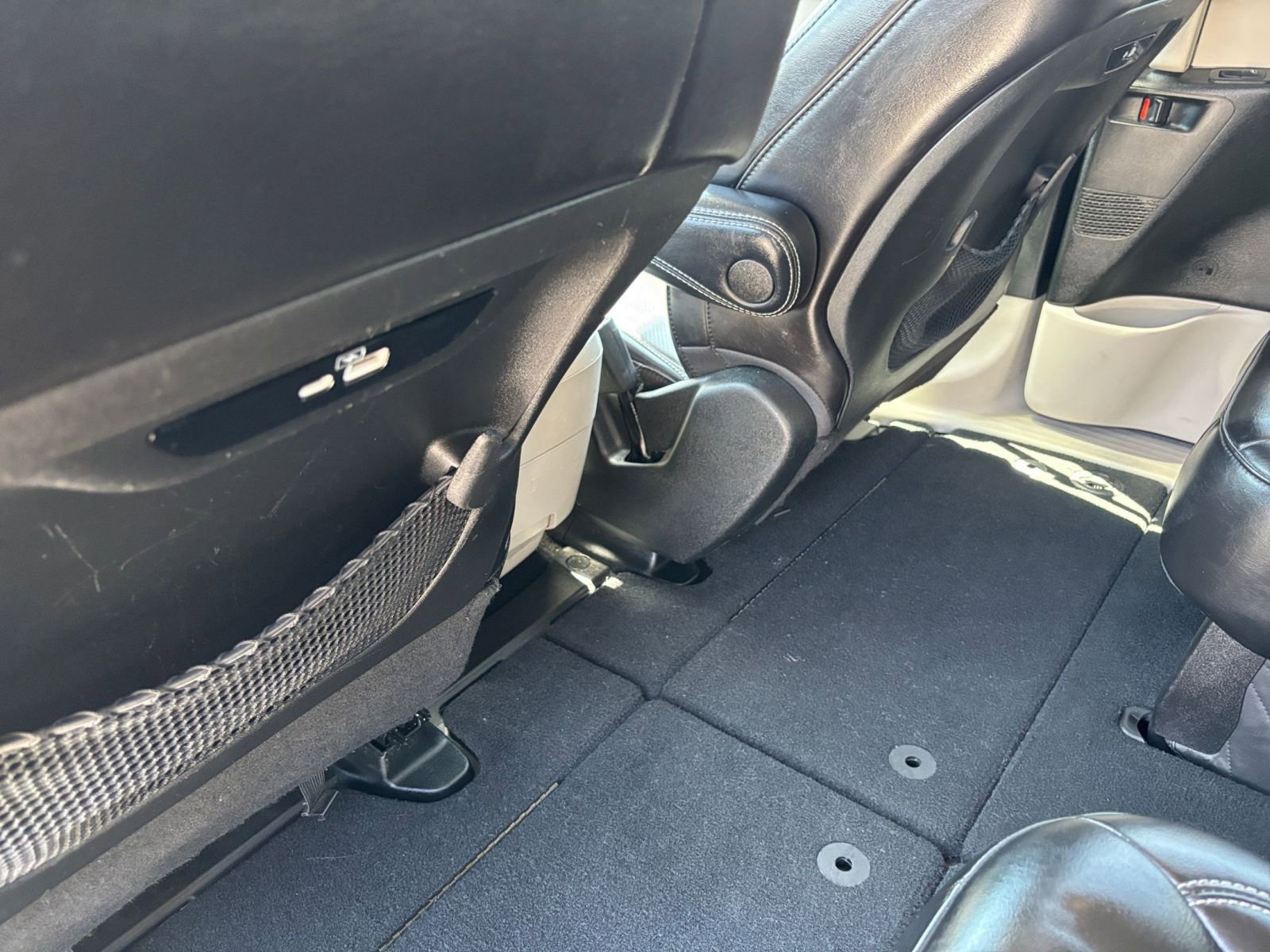 Used 2023 Chrysler Pacifica Touring-L FWD image 23