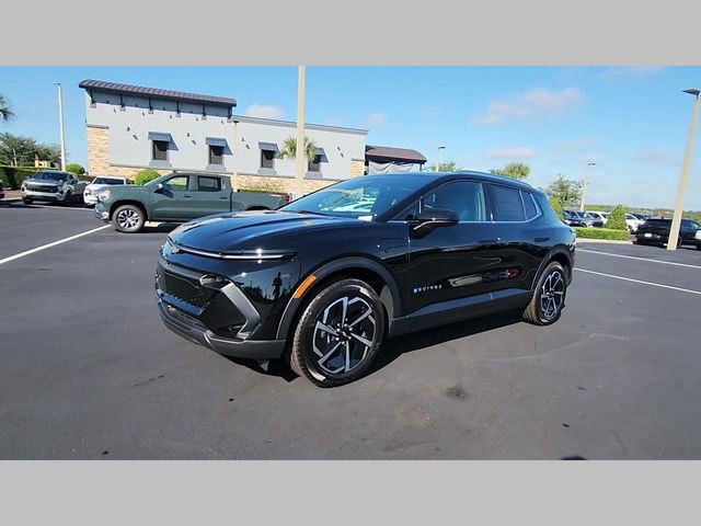 New 2026 Chevrolet Equinox EV LT image 32