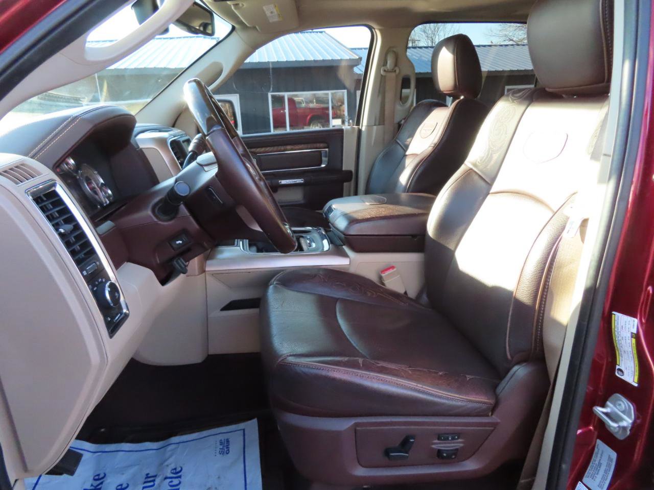 Used 2017 RAM 2500 Longhorn w/ Convenience Group image 28