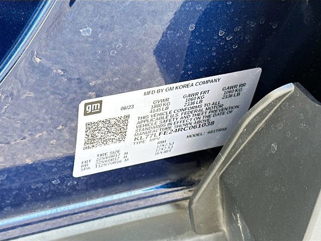 Used 2024 Chevrolet Trax LS w/ LS Convenience Package FWD image 29