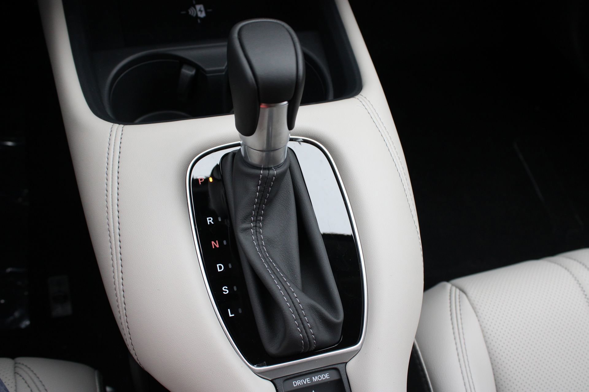 New 2026 Honda HR-V EX-L image 40