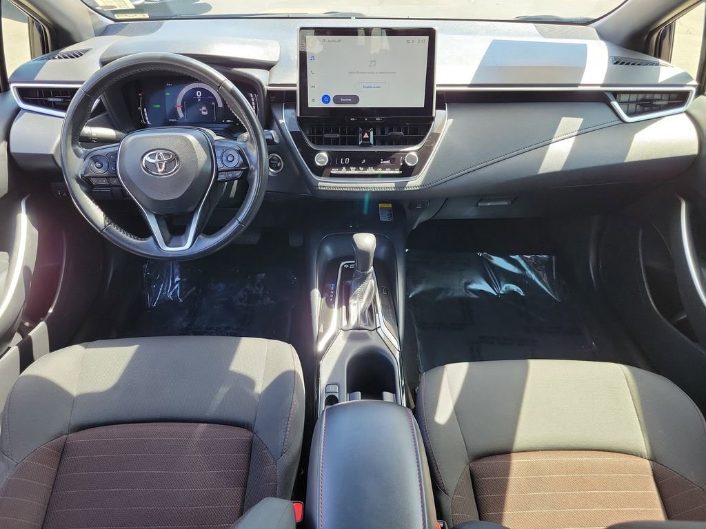 Used 2025 Toyota Corolla SE w/ SE Premium Package FWD image 14