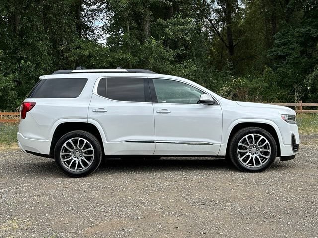 Used 2021 GMC Acadia Denali w/ Denali Ultimate Package AWD/4WD image 10