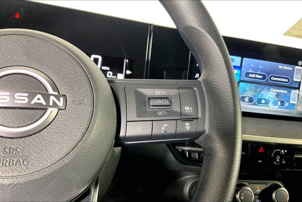 Certified 2025 Nissan Kicks SV AWD/4WD image 23