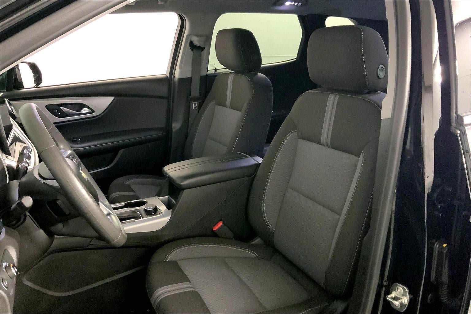 Used 2024 Chevrolet Blazer LT w/ Convenience Package FWD image 22