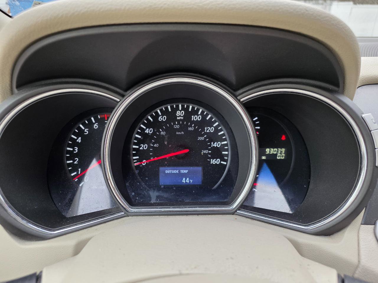 Used 2014 Nissan Murano CrossCabriolet w/ Navigation Package image 14