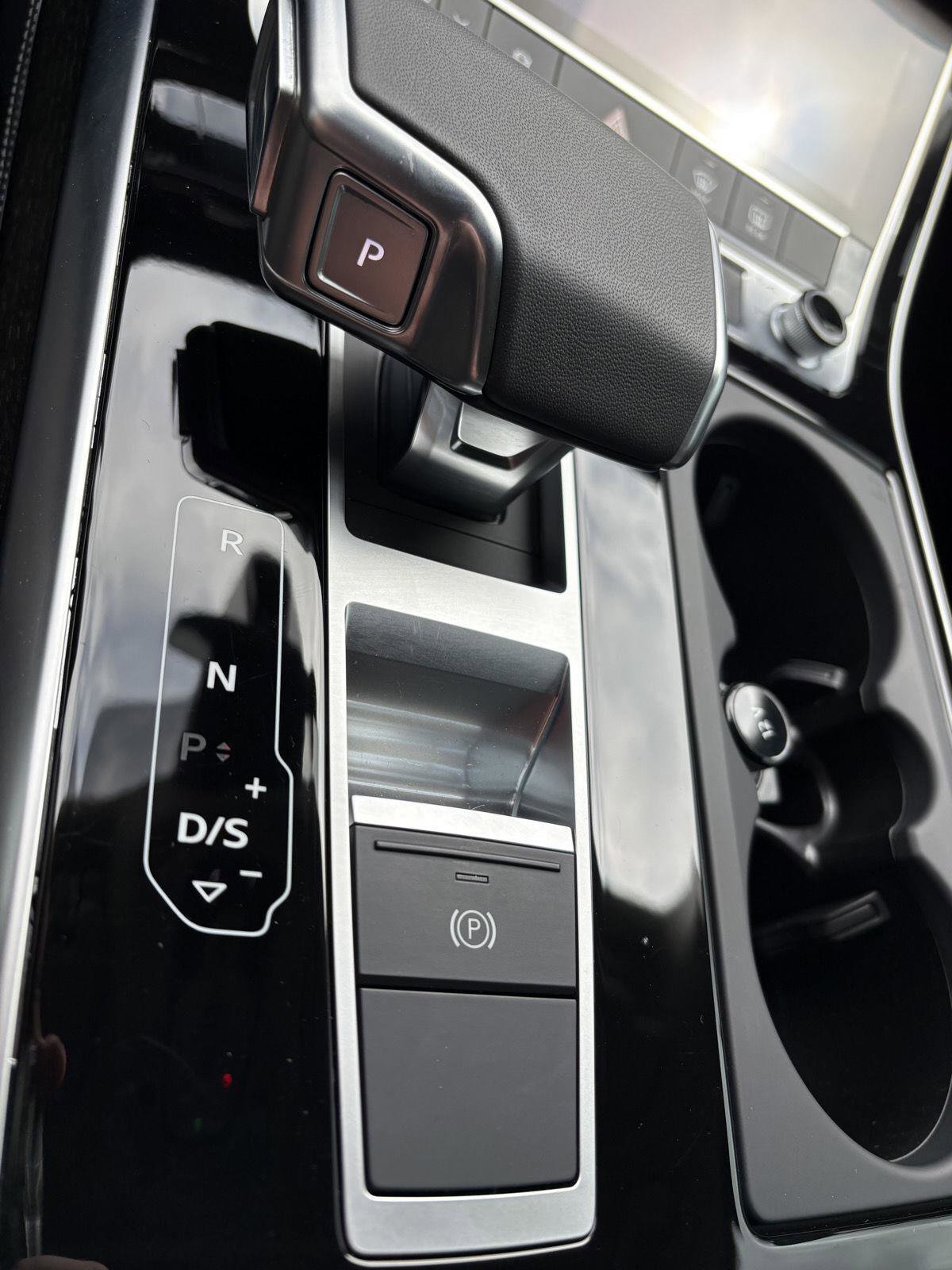 Certified 2025 Audi Q7 3.0T Premium Plus AWD/4WD image 18