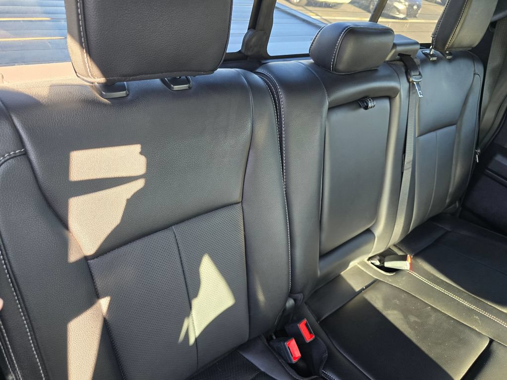 Used 2021 Ford F250 Lariat w/ Lariat Ultimate Package AWD/4WD image 13