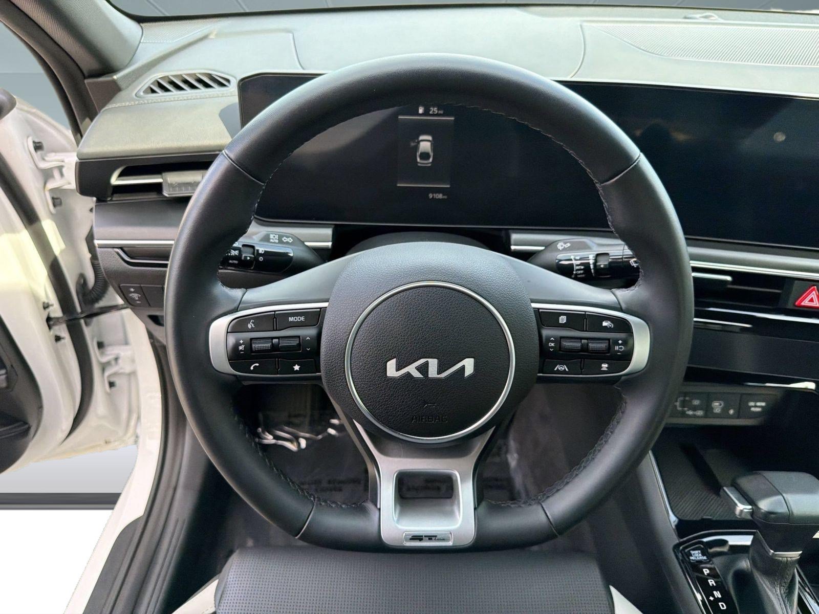 Used 2025 Kia K5 GT-Line w/ GT-Line Premium Package FWD image 28