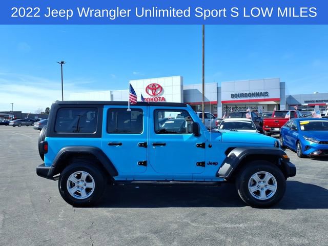 Used 2022 Jeep Wrangler Unlimited Sport image 2