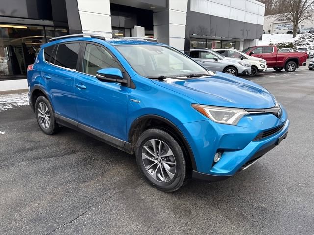 Used 2018 Toyota RAV4 XLE image 7