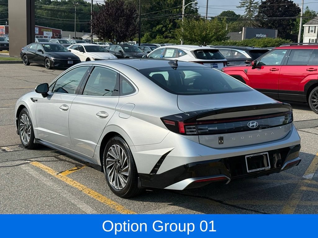 Certified 2024 Hyundai Sonata SEL FWD image 3
