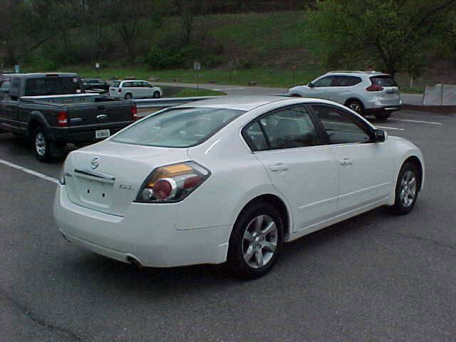 Used 2008 Nissan Altima 2.5 SL w/ SL Pkg image 10