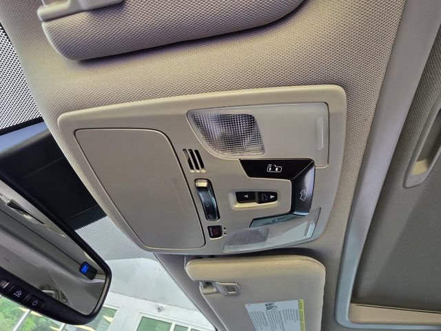 Used 2018 Toyota Sienna SE w/ SE Preferred Package FWD image 30