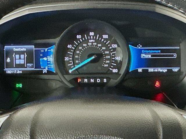 Used 2024 Ford Edge Titanium AWD/4WD image 2