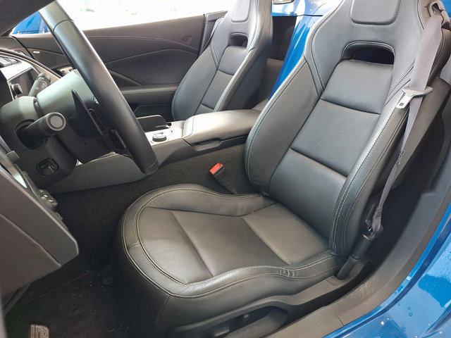 Used 2016 Chevrolet Corvette Z06 w/ Battery Protection Package RWD image 12