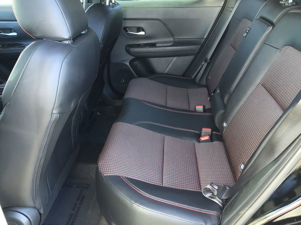 New 2026 Nissan Kicks SR w/ Cold Weather Package image 15