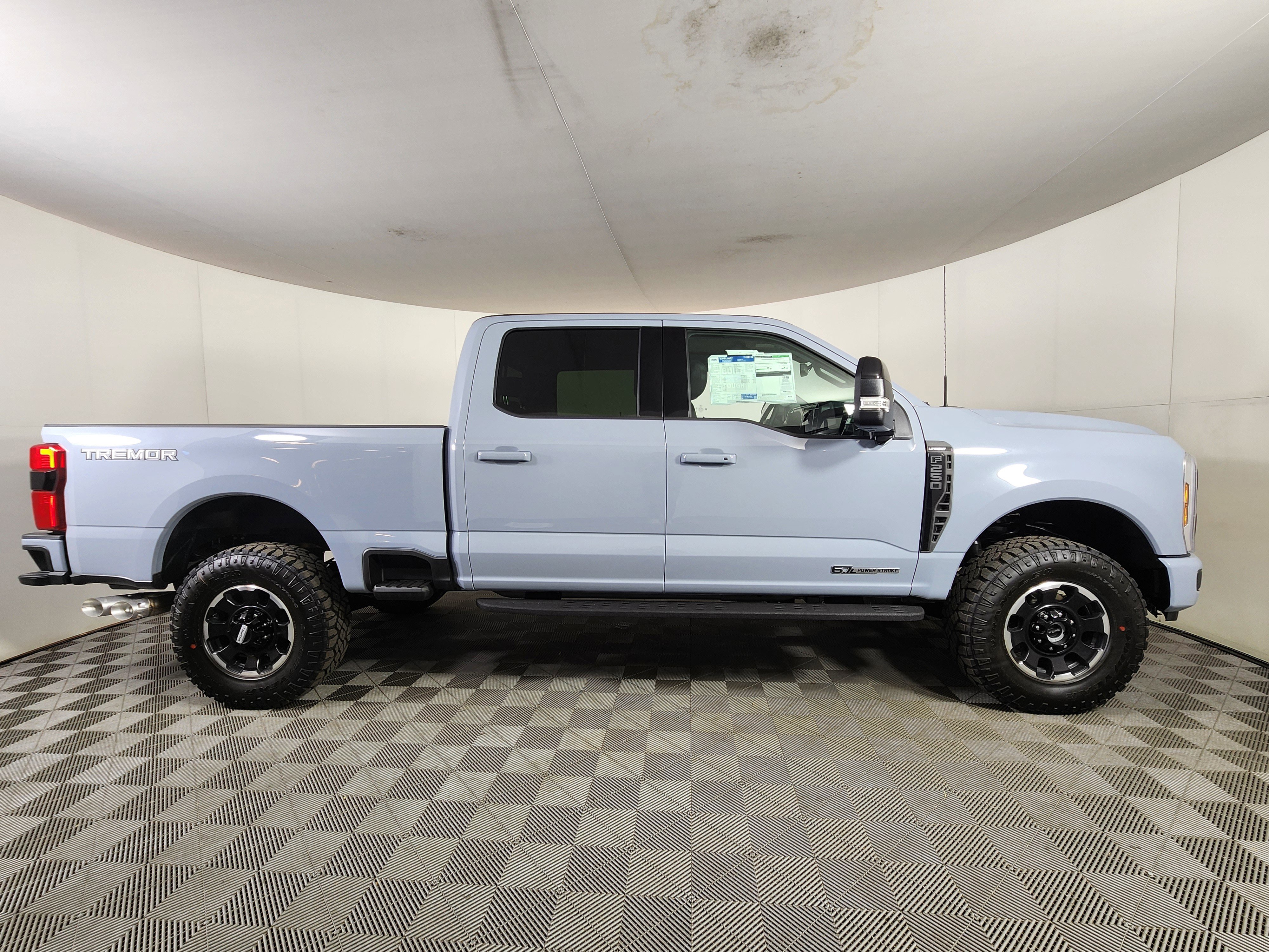 New 2026 Ford F250 Lariat image 8