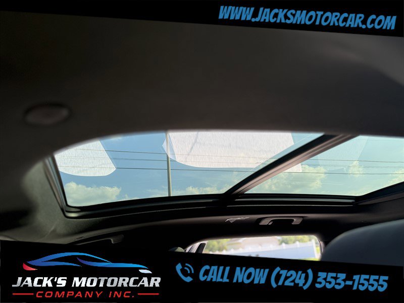 Used 2024 Lincoln Nautilus Reserve w/ Equipment Group 202A image 17