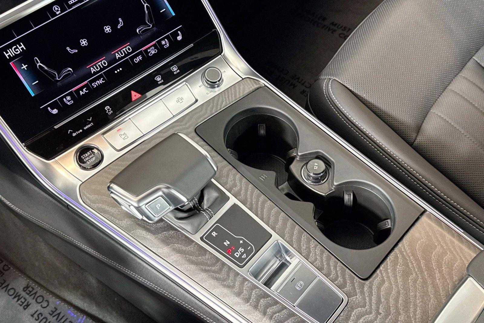 Used 2025 Audi A6 Premium Plus w/ Premium Plus Package image 16