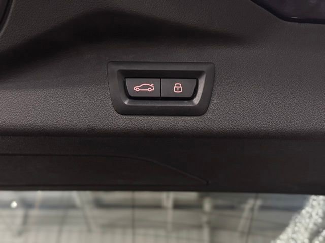 Certified 2024 BMW X7 M60i w/ Executive Package image 13