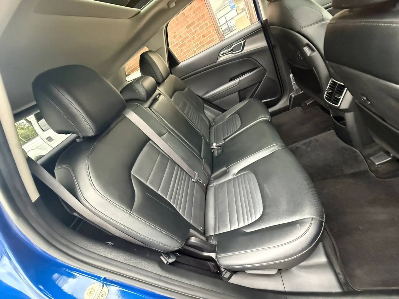 Used 2023 Kia Sportage SX FWD image 29